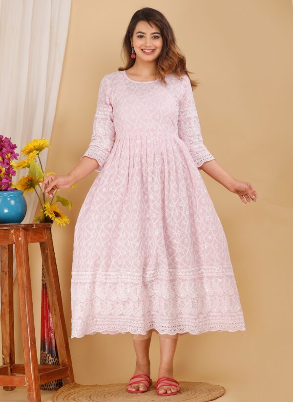 Pink chicken gown...599